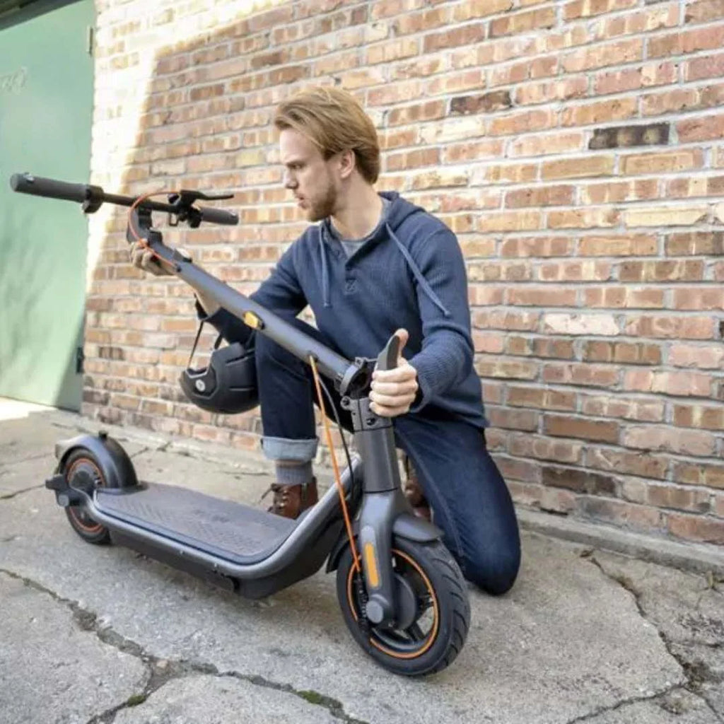 Segway - Ninebot F65 Kick Scooter w/40.4 miles Operating Range & 18.6 mph Max Speed - Black - AA.00.0010.94 - Image 10