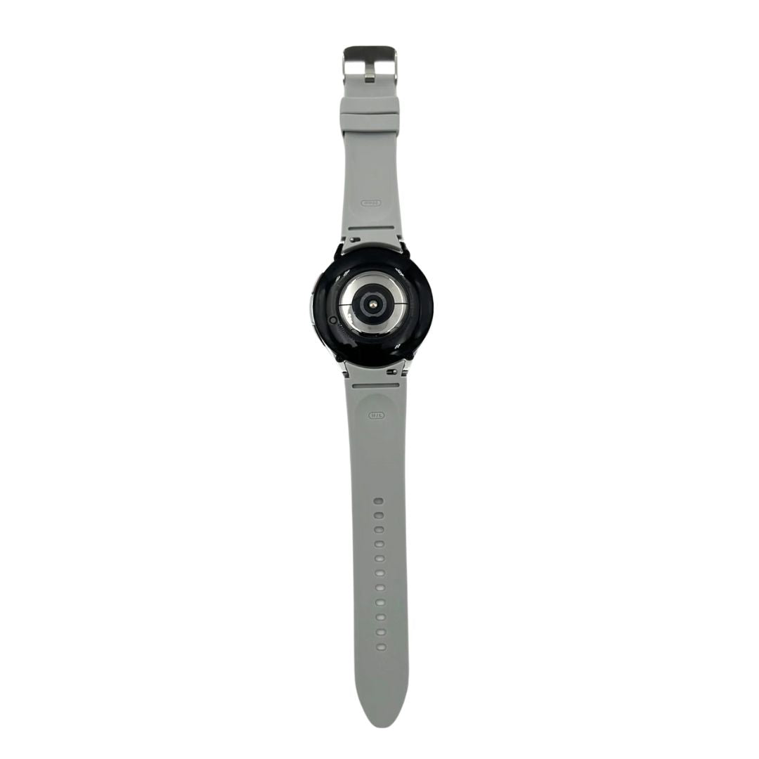 Samsung - Galaxy Watch6 Classic Stainless Steel Smartwatch 43mm BT - Silver Silicone Band - Image 2